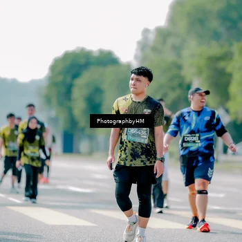 Runner Photo 6547481