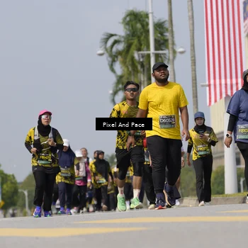Runner Photo 6547531