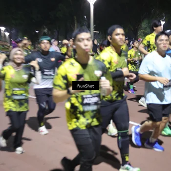 Runner Photo 6547564