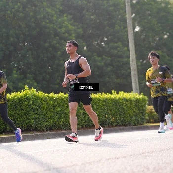 Runner Photo 6547566