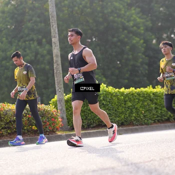 Runner Photo 6547584