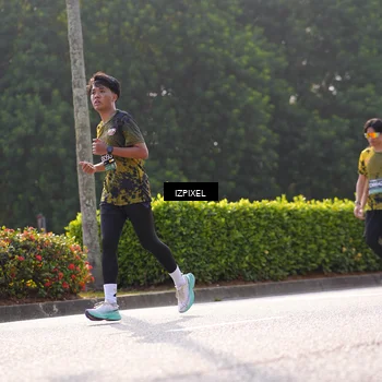 Runner Photo 6547591