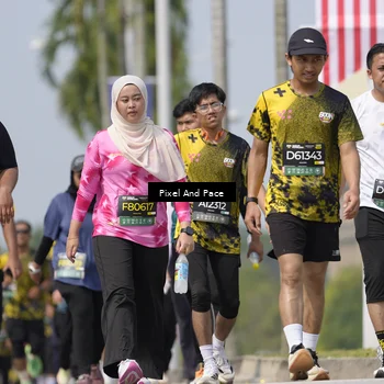 Runner Photo 6547654