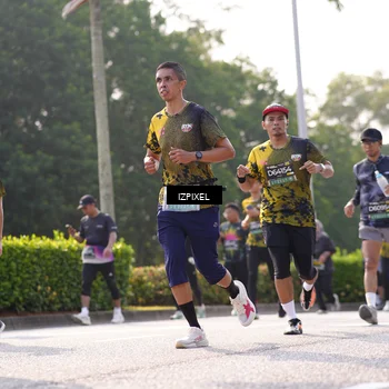 Runner Photo 6547686