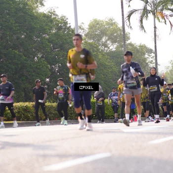 Runner Photo 6547690
