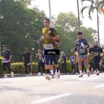 Runner Photo 6547691