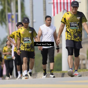 Runner Photo 6547693