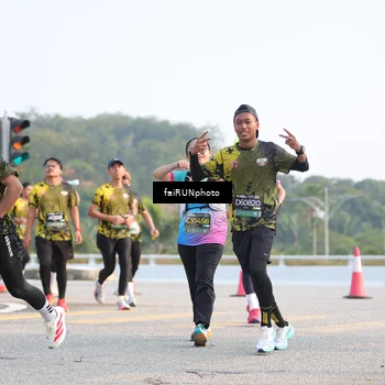 Runner Photo 6547714