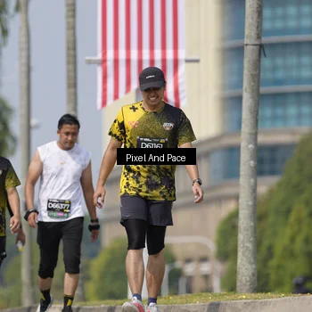 Runner Photo 6547718