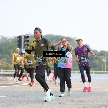 Runner Photo 6547722