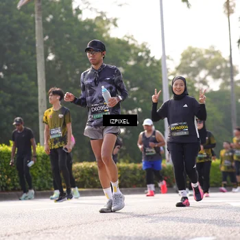 Runner Photo 6547745