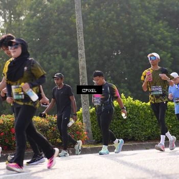 Runner Photo 6547838