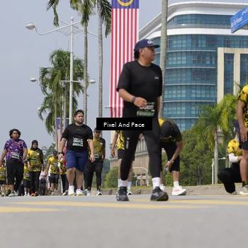 Runner Photo 6547846
