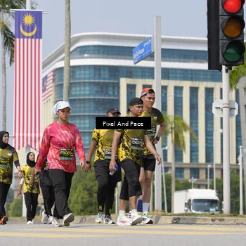Runner Photo 6547855