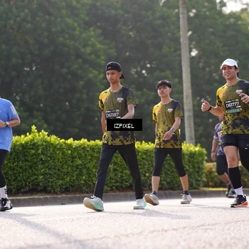 Runner Photo 6547856