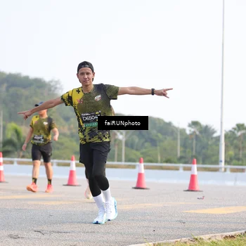 Runner Photo 6547885