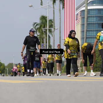 Runner Photo 6547895