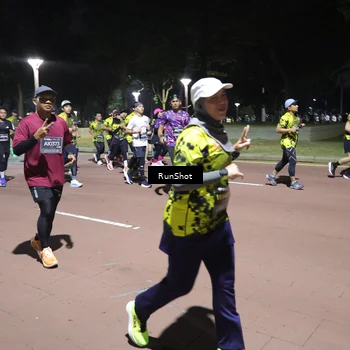 Runner Photo 6547938