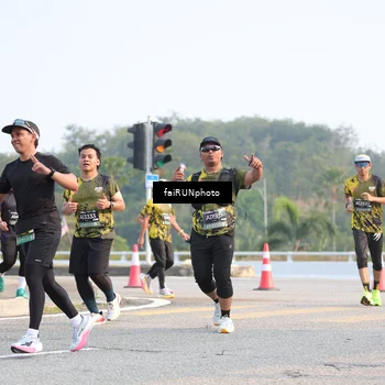 Runner Photo 6547954