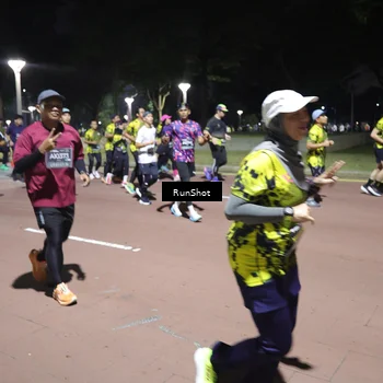 Runner Photo 6547956