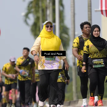 Runner Photo 6547968
