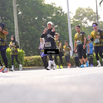 Runner Photo 6548013