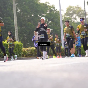 Runner Photo 6548025