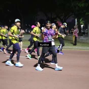 Runner Photo 6548038