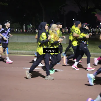 Runner Photo 6548063