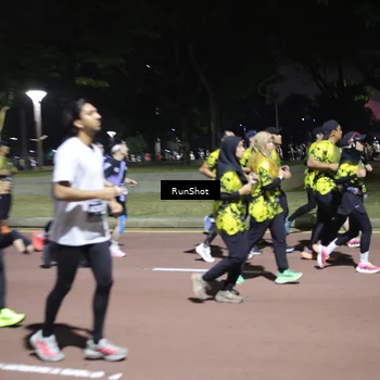 Runner Photo 6548072