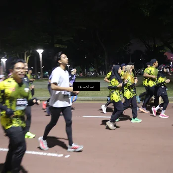 Runner Photo 6548076