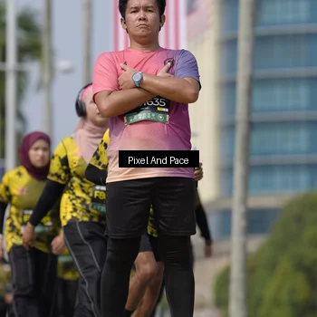 Runner Photo 6548080