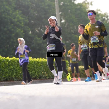 Runner Photo 6548086