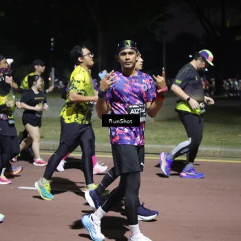 Runner Photo 6548090
