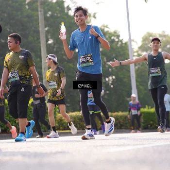 Runner Photo 6548100