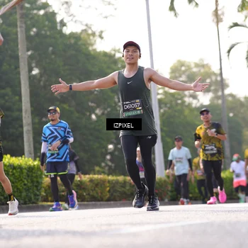 Runner Photo 6548130