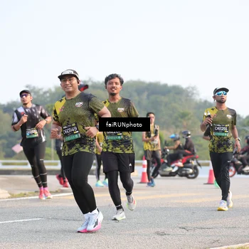 Runner Photo 6548143