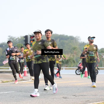 Runner Photo 6548144