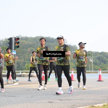 Runner Photo 6548145