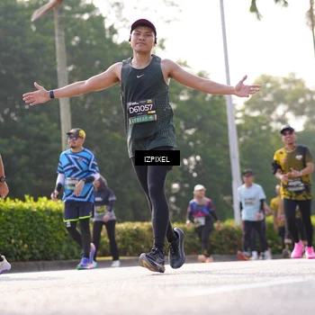 Runner Photo 6548154