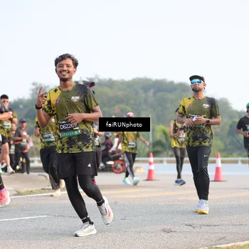 Runner Photo 6548193