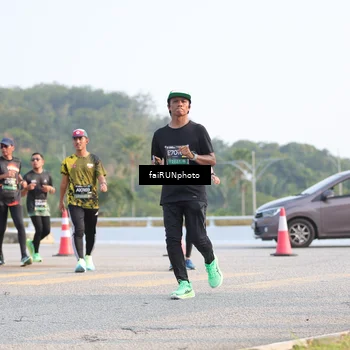 Runner Photo 6548247