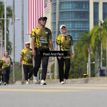 Runner Photo 6548251