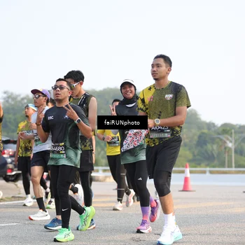 Runner Photo 6548343