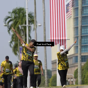 Runner Photo 6548347
