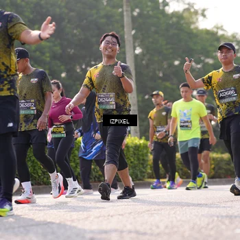 Runner Photo 6548364