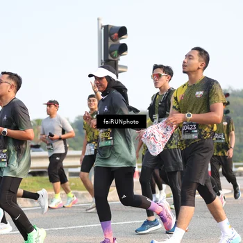 Runner Photo 6548392