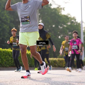 Runner Photo 6548441