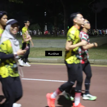 Runner Photo 6548472