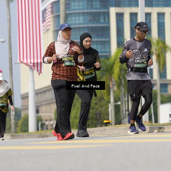 Runner Photo 6548492